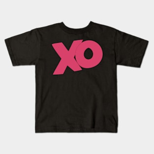 XO hugs and kisses cartoon text art in dark pink Kids T-Shirt